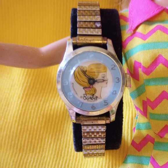 Vintage Swiss Made Barbie Ponytail Watch - Picture 11 of 11